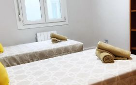 Centrica Y Amplia Vivienda Turistica Con Wifi